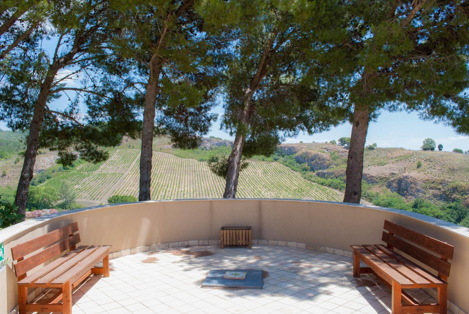 Feudo Del Biviere Villa Santa Ninfa ภายนอก รูปภาพ